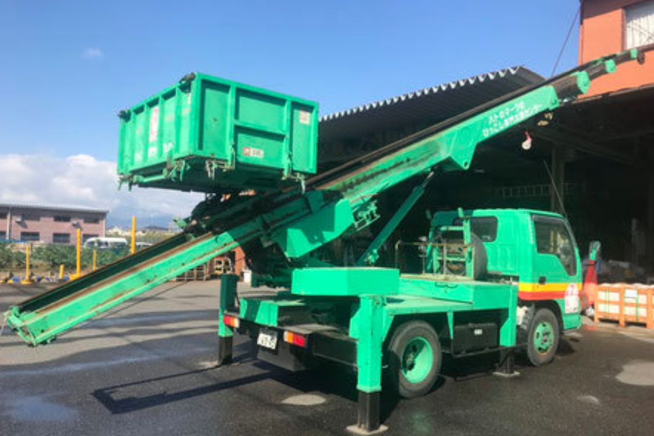 中京貨物運輸のスカイポーター車